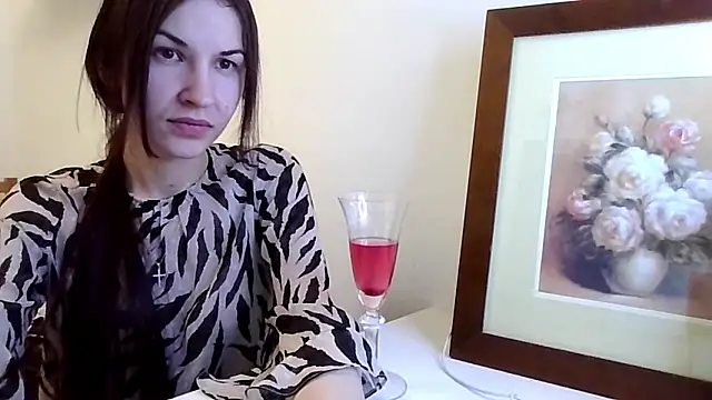 Snapshot of JuliaLovely chatting on February 24, 2026, 3:43 pm JuliaLovely online show from February 24, 2026, 3:43 pm