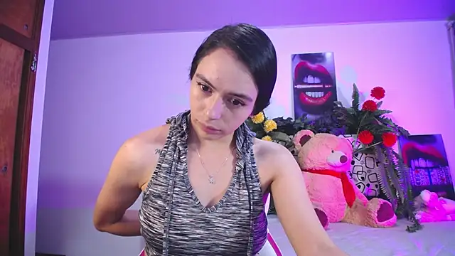 lika little0 online show from March 13, 2026, 11:44 pm