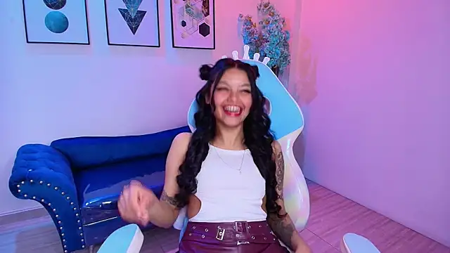 Maddie T18 online show from June 10, 2026, 11:31 am
