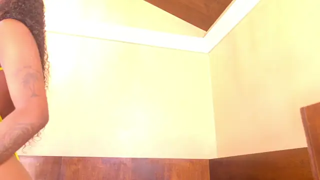 mollyjackson  online show from March 24, 2026, 10:26 pm