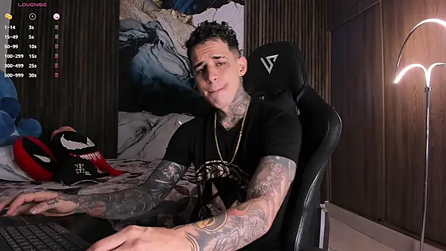 trisstann  online show from March 31, 2026, 4:29 pm