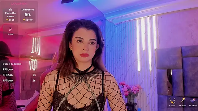 Snapshot of KatyParisi chatting on February 22, 2026, 7:56 pm KatyParisi online show from February 22, 2026, 7:56 pm