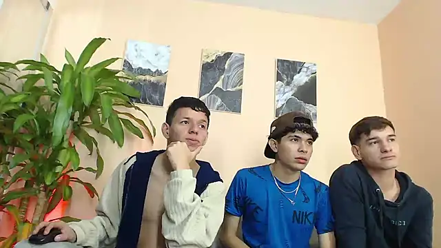 DesiresOfOlympus  online show from February 25, 2026, 9:13 pm