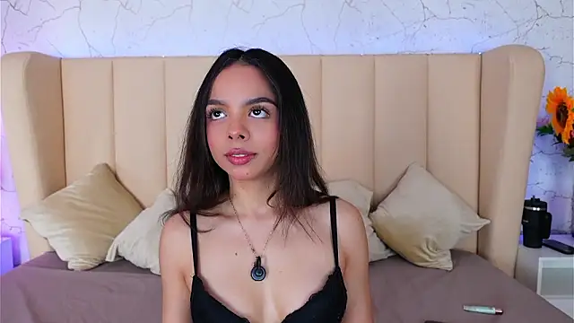 BambiRoses online show from March 5, 2026, 5:03 am