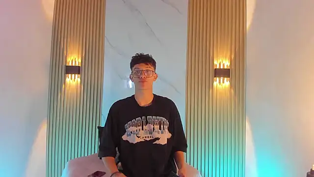 Christopher Hunter online show from March 4, 2026, 9:54 pm