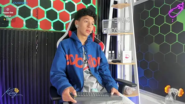 David Banks  online show from April 6, 2026, 12:28 pm