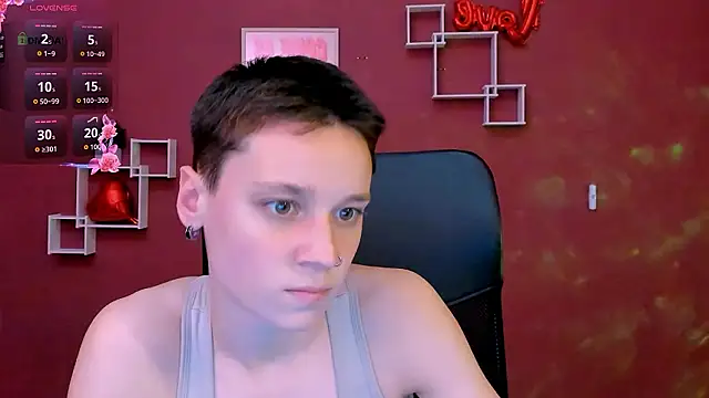 Snapshot of emi_fade chatting on February 16, 2026, 1:51 pm emi fade online show from February 16, 2026, 1:51 pm