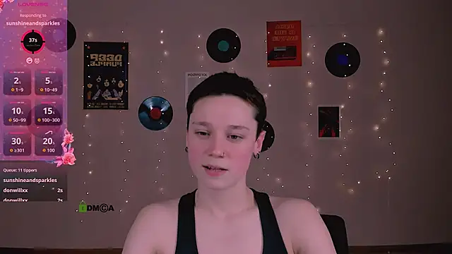 Snapshot of emi_fade chatting on February 28, 2026, 10:05 am emi fade online show from February 28, 2026, 10:05 am