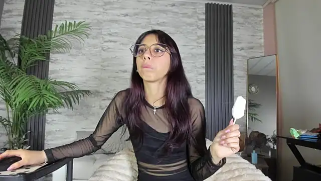 suggar angel online show from April 10, 2026, 7:07 pm