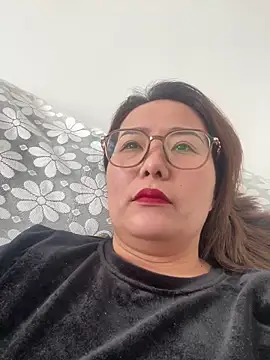 Snapshot of Youyou_12 chatting on February 7, 2026, 2:59 am Youyou 12 online show from February 7, 2026, 2:59 am