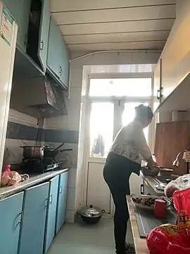 Snapshot of Youyou_12 chatting on March 3, 2026, 10:59 pm Youyou 12 online show from March 3, 2026, 10:59 pm