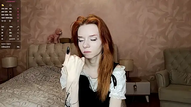 Snapshot of TarynPalek chatting on February 28, 2026, 8:26 am TarynPalek online show from February 28, 2026, 8:26 am