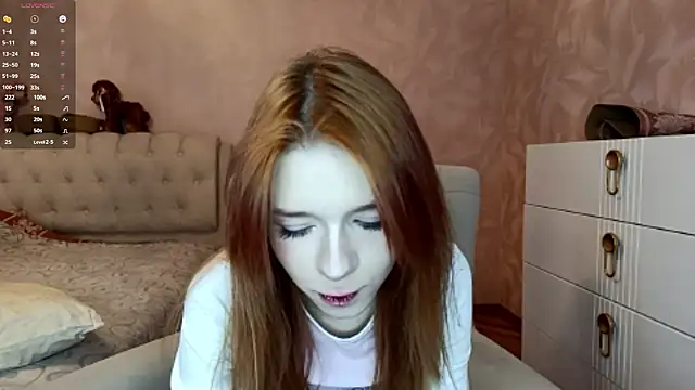 Snapshot of TarynPalek chatting on March 3, 2026, 6:41 am TarynPalek online show from March 3, 2026, 6:41 am