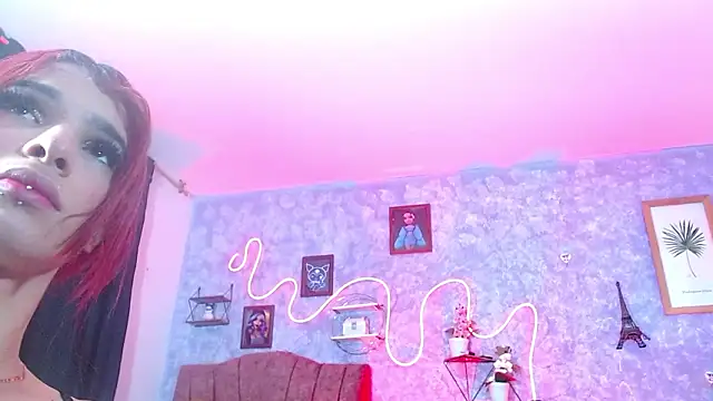 Everlin  Hot  online show from February 16, 2026, 11:50 am