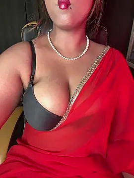 queen-panda online show from February 9, 2026, 5:06 pm