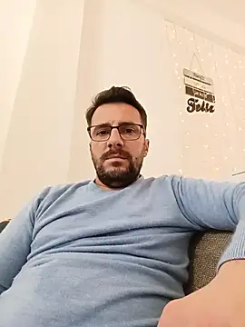 NatanCasad0 online show from February 14, 2026, 10:39 pm