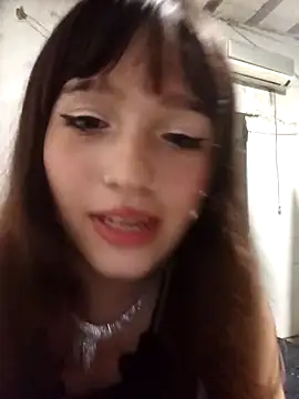 Snapshot of dieciochoyundia chatting on March 16, 2026, 3:23 am dieciochoyundia online show from March 16, 2026, 3:23 am