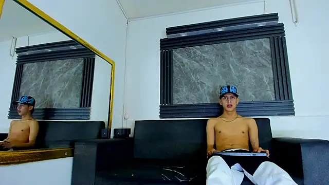 Snapshot of Dominic_26 chatting on February 5, 2026, 9:25 am Dominic 26 online show from February 5, 2026, 9:25 am