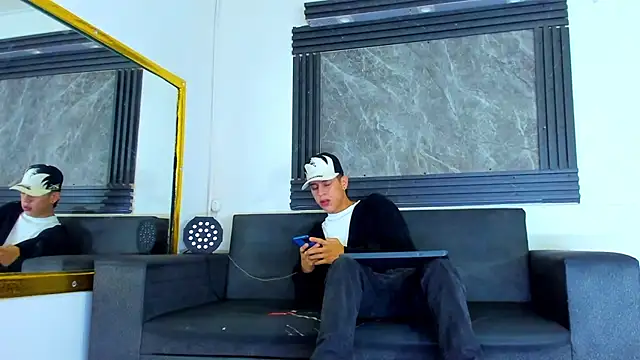 Snapshot of Dominic_26 chatting on February 8, 2026, 5:22 am Dominic 26 online show from February 8, 2026, 5:22 am