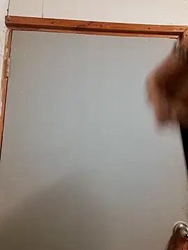 tuhardsexy online show from April 26, 2026, 4:32 am