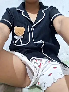 Mey mey2k3 online show from April 22, 2026, 2:03 am