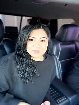 Snapshot of KittyTatts chatting on February 5, 2026, 10:36 pm KittyTatts online show from February 5, 2026, 10:36 pm