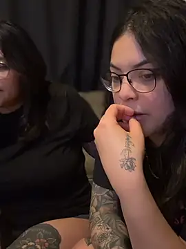 Snapshot of KittyTatts chatting on February 9, 2026, 8:07 am KittyTatts online show from February 9, 2026, 8:07 am