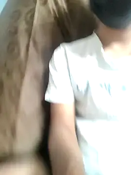 Snapshot of urs_daddy420 chatting on February 28, 2026, 5:47 pm urs daddy420 online show from February 28, 2026, 5:47 pm