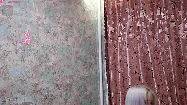 Yunakiss online show from February 21, 2026, 7:48 pm