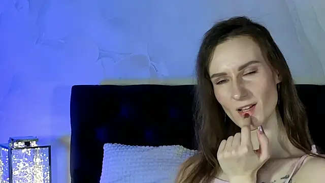 AriaLiko online show from February 15, 2026, 8:27 pm