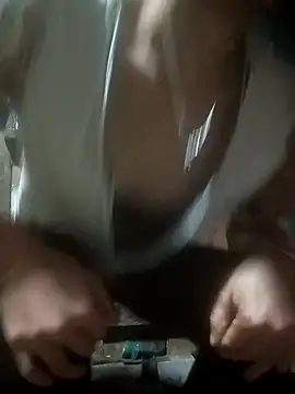 Momo-biki online show from April 24, 2026, 10:12 pm