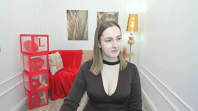 Snapshot of CaseyTerini chatting on February 9, 2026, 3:43 am CaseyTerini online show from February 9, 2026, 3:43 am