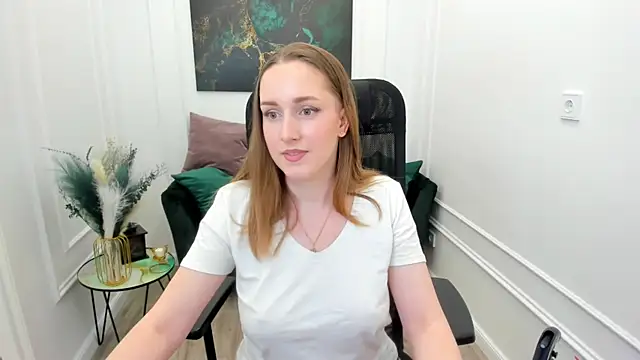 CaseyTerini online show from June 5, 2026, 3:57 am