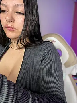 Miia  Taylor online show from March 28, 2026, 2:55 am