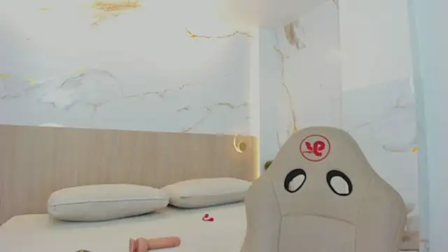 kylie ward online show from April 18, 2026, 3:54 am