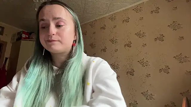 Bubblegum Tempt online show from April 24, 2026, 1:24 pm