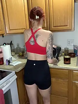 ThornsandHoney online show from February 20, 2026, 3:47 am