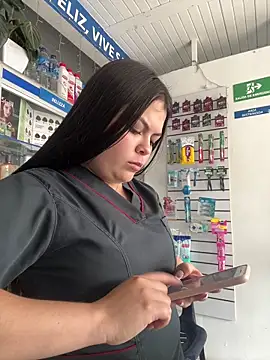 Snapshot of EvaLuna25 chatting on February 3, 2026, 4:34 pm EvaLuna25 online show from February 3, 2026, 4:34 pm