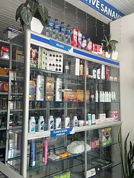 Snapshot of EvaLuna25 chatting on February 10, 2026, 4:11 pm EvaLuna25 online show from February 10, 2026, 4:11 pm