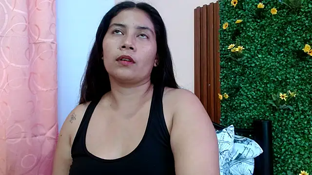 calimasalas2 online show from February 23, 2026, 11:46 pm