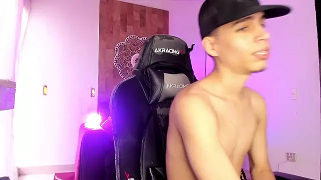 juan posada online show from February 14, 2026, 7:21 pm