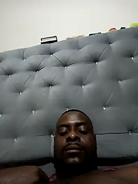 Tuverdugo12 online show from April 15, 2026, 11:17 am