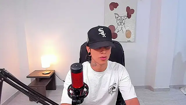 Snapshot of paisa_hotx chatting on February 3, 2026, 1:15 am paisa hotx online show from February 3, 2026, 1:15 am