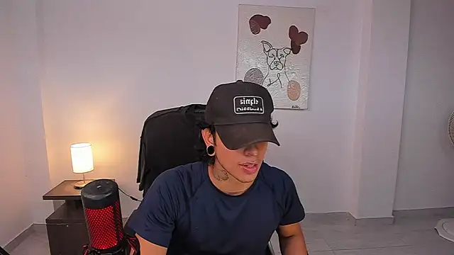 Snapshot of paisa_hotx chatting on February 4, 2026, 10:47 pm paisa hotx online show from February 4, 2026, 10:47 pm