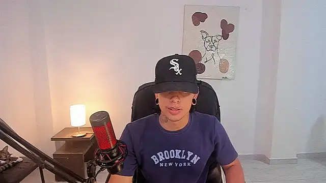 Snapshot of paisa_hotx chatting on February 12, 2026, 12:38 am paisa hotx online show from February 12, 2026, 12:38 am