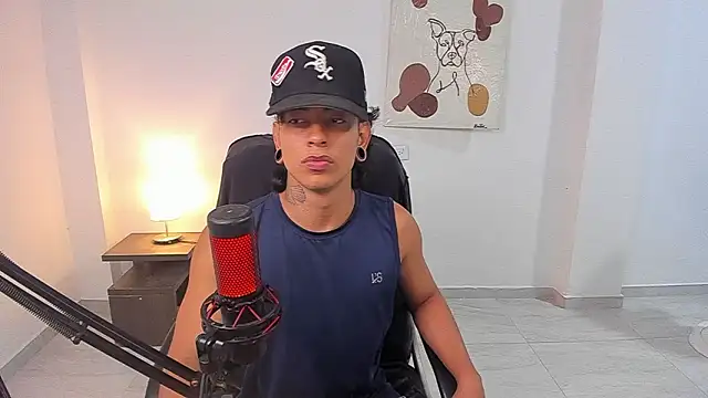 Snapshot of paisa_hotx chatting on February 19, 2026, 12:50 am paisa hotx online show from February 19, 2026, 12:50 am