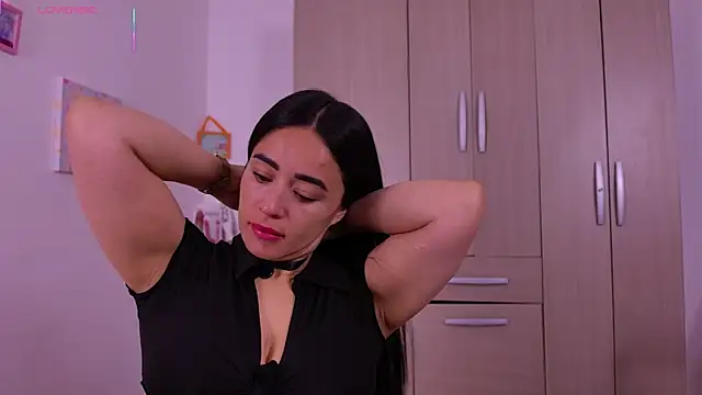 im natalia online show from June 8, 2026, 10:04 am
