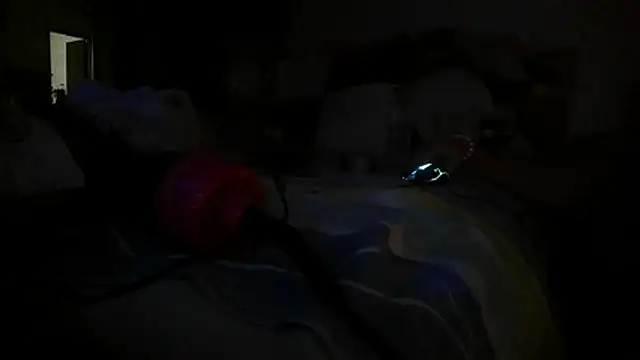 bialoba7 online show from December 14, 2025, 8:57 pm