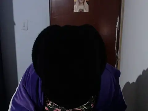 Brenda Tina699 online show from February 13, 2026, 3:46 am