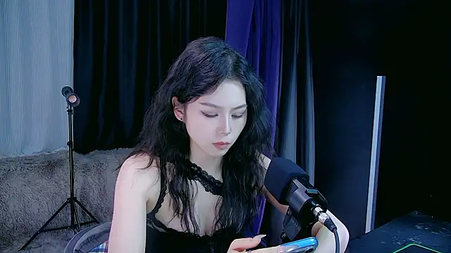 Snapshot of yoyo-o88 chatting on March 3, 2026, 10:43 am yoyo-o88 online show from March 3, 2026, 10:43 am